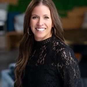 Meet your Posher, Janie